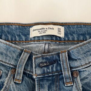 Abercrombie & Fitch The Straight Mid Rise Denim Jeans
